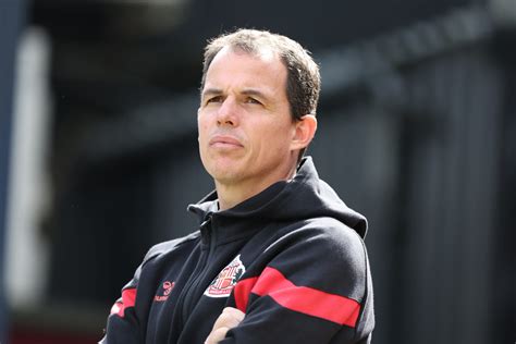 regis le bris pronunciation|Sunderland rocked by injury as Regis Le Bris 'not confident' .